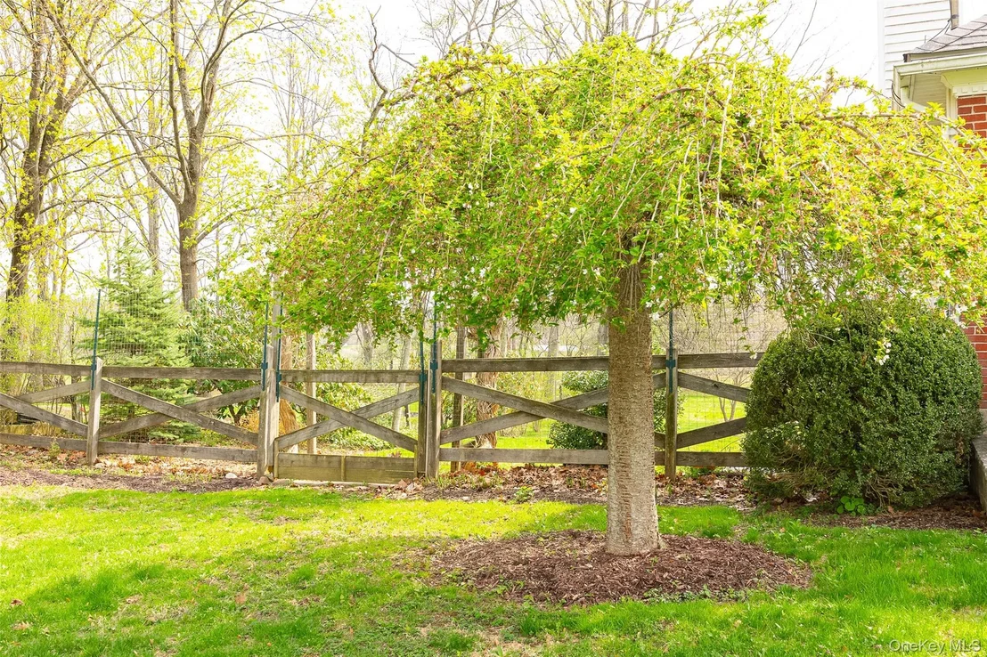 Photo of 102 Beaver Road