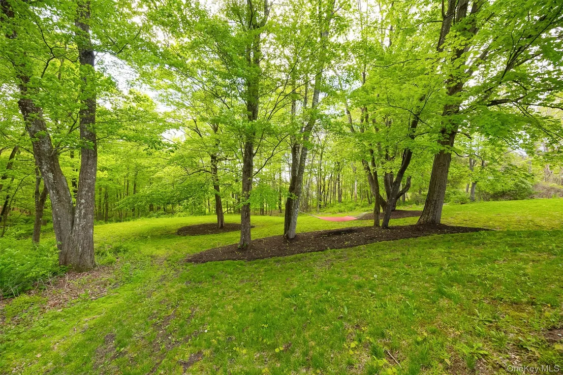 Photo of 76 Rockledge Drive
