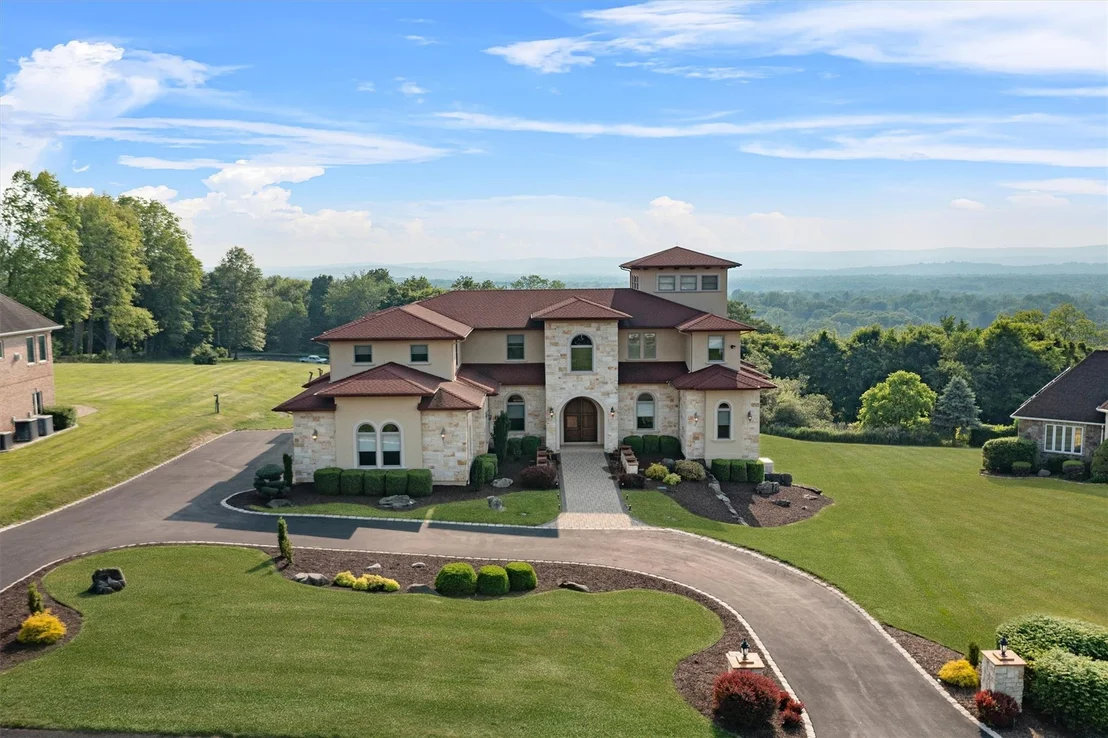 Photo of 18 Carmel Heights
