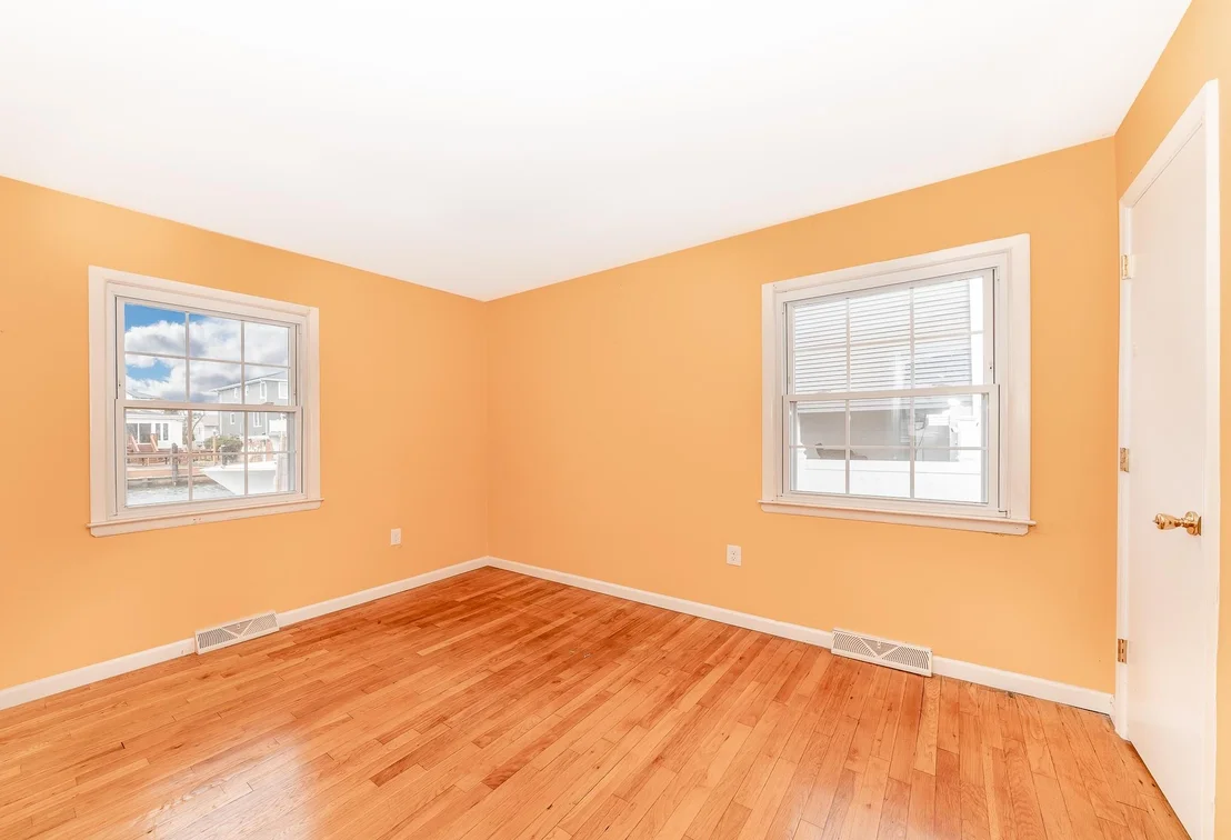 Photo of 39 Mitchell Avenue