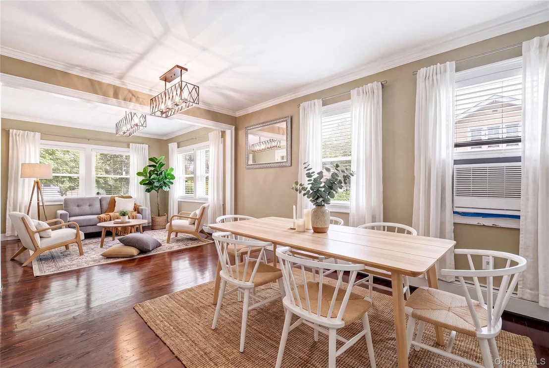 Photo of 414 Potter Boulevard