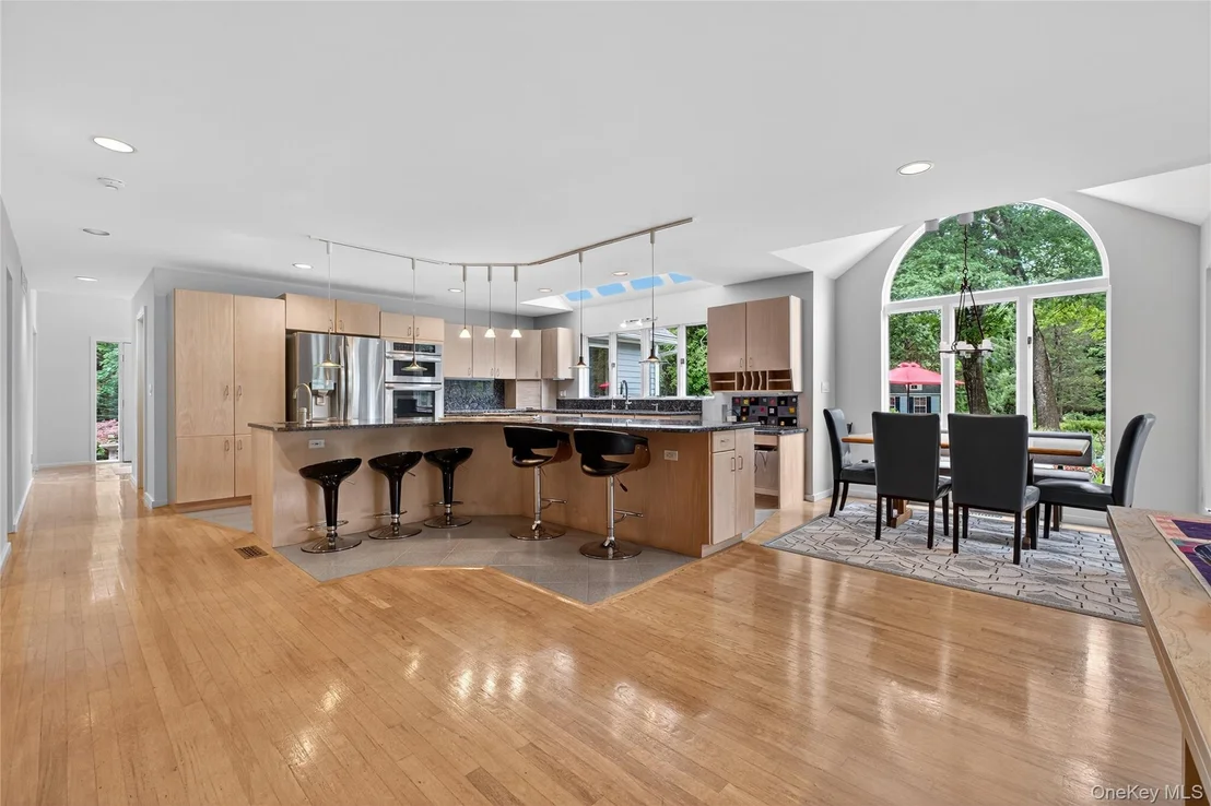 Photo of 109 Sleight Plass Road