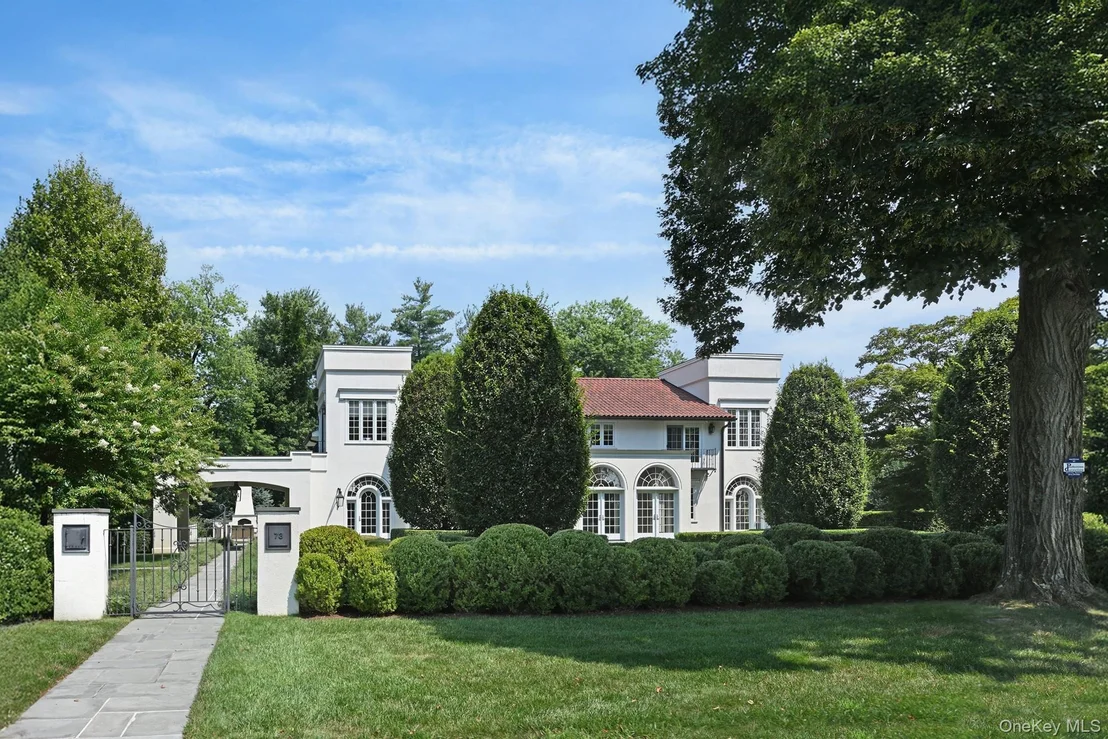 Photo of 73 Park Drive S