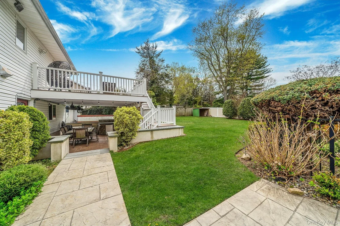 Photo of 6 Warbler Lane
