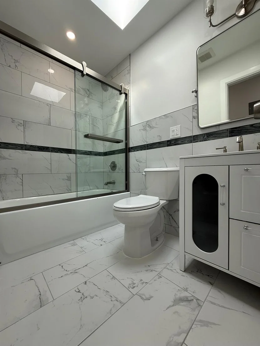 Photo of 3978 Carpenter Avenue