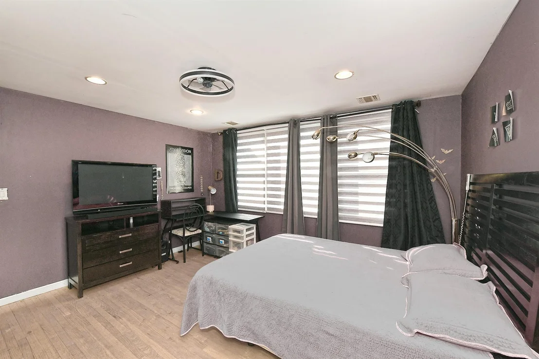 Photo of 7 Redpine Drive