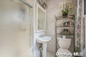 Photo of 320 Commack Road
