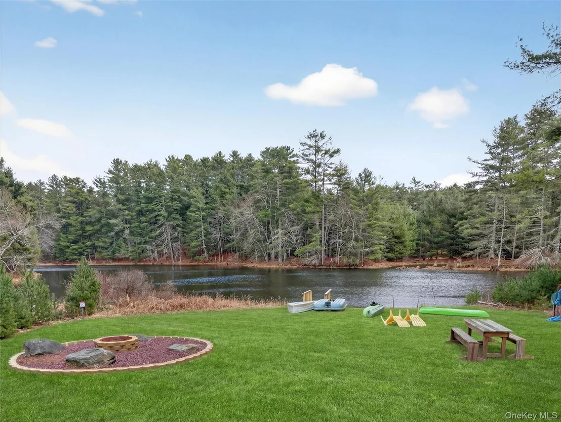 Photo of 86 Beaver Brook Road