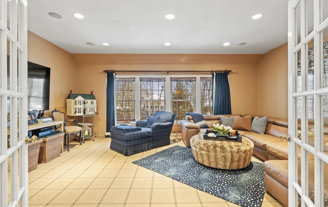 Photo of 98 Sagamore Drive