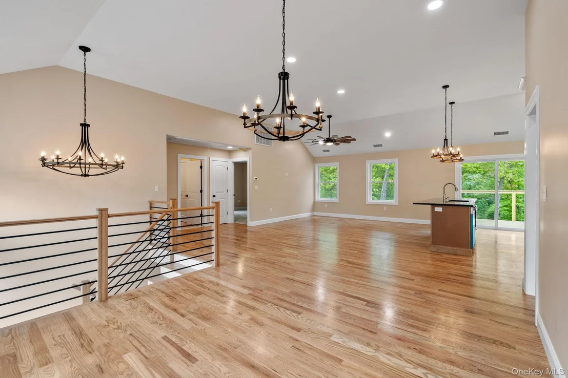 Photo of 61 Smith Avenue