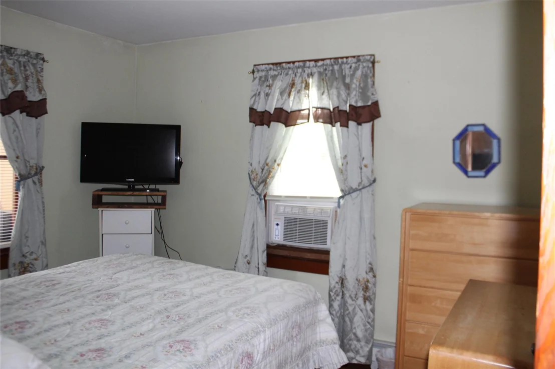 Photo of 4 Crest Drive