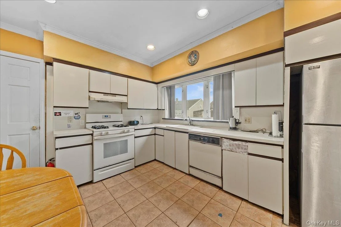Photo of 159 Branch Avenue