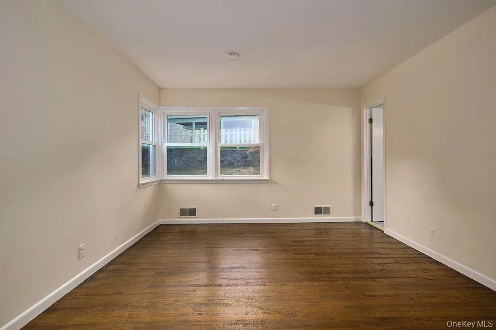 Photo of 72 Hickory Hill Drive