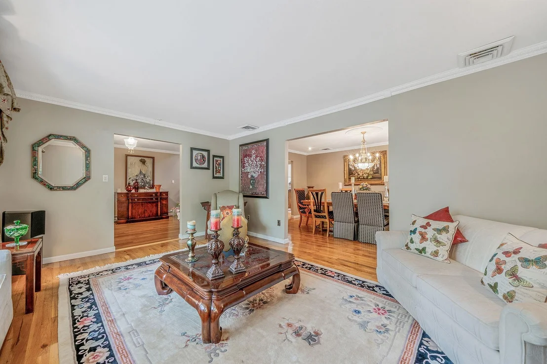Photo of 59 Lindron Avenue