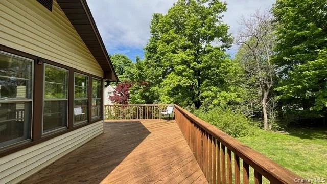 Photo of 160 E Willow Tree Road