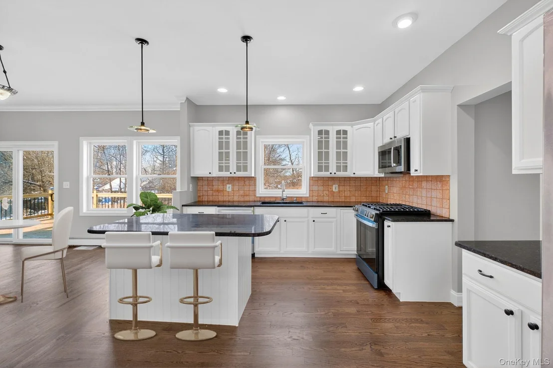 Photo of 27 King Drive
