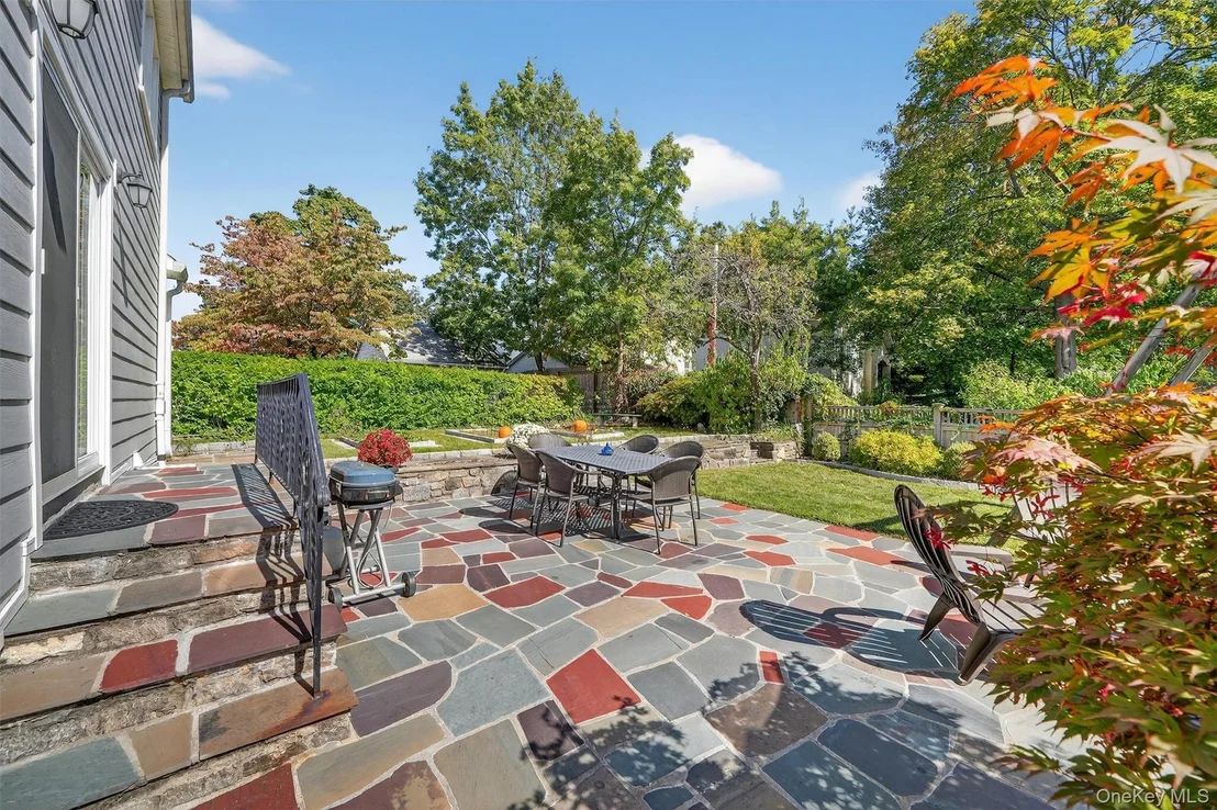 Photo of 268 Marbledale Road