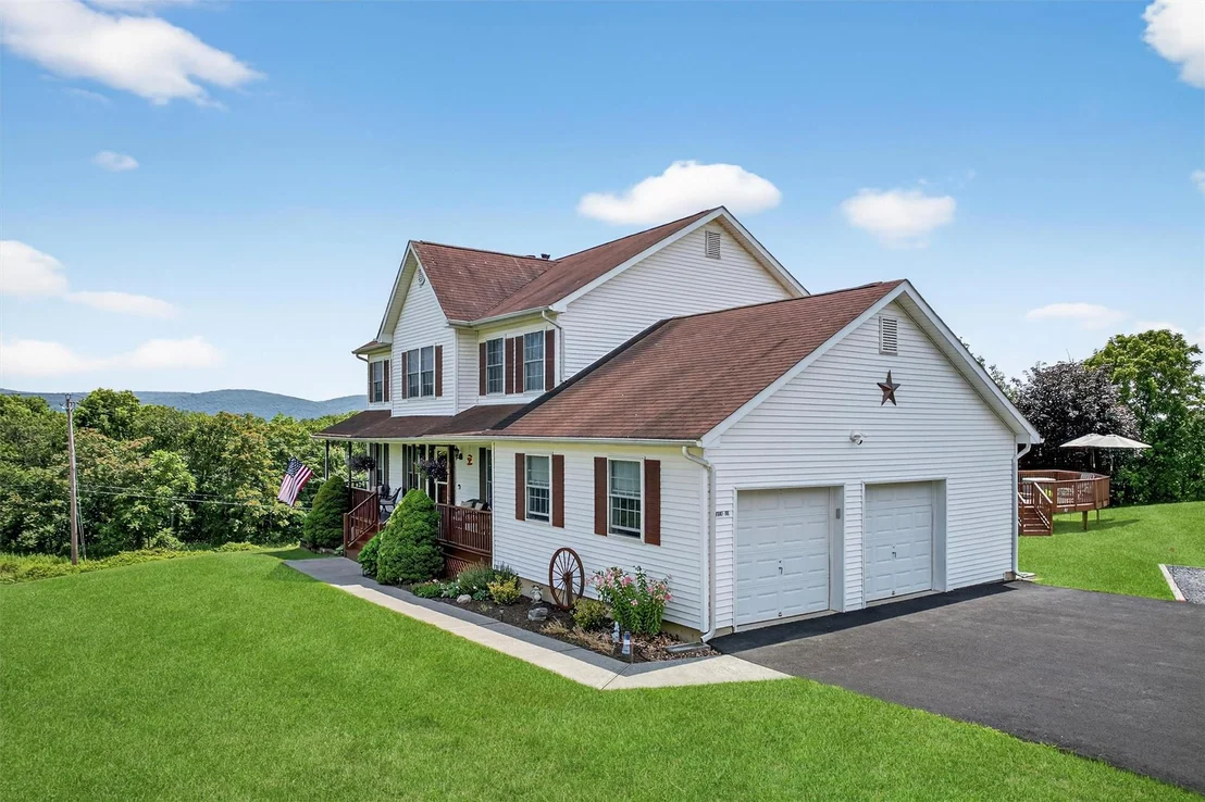 Photo of 398 Cosh Road