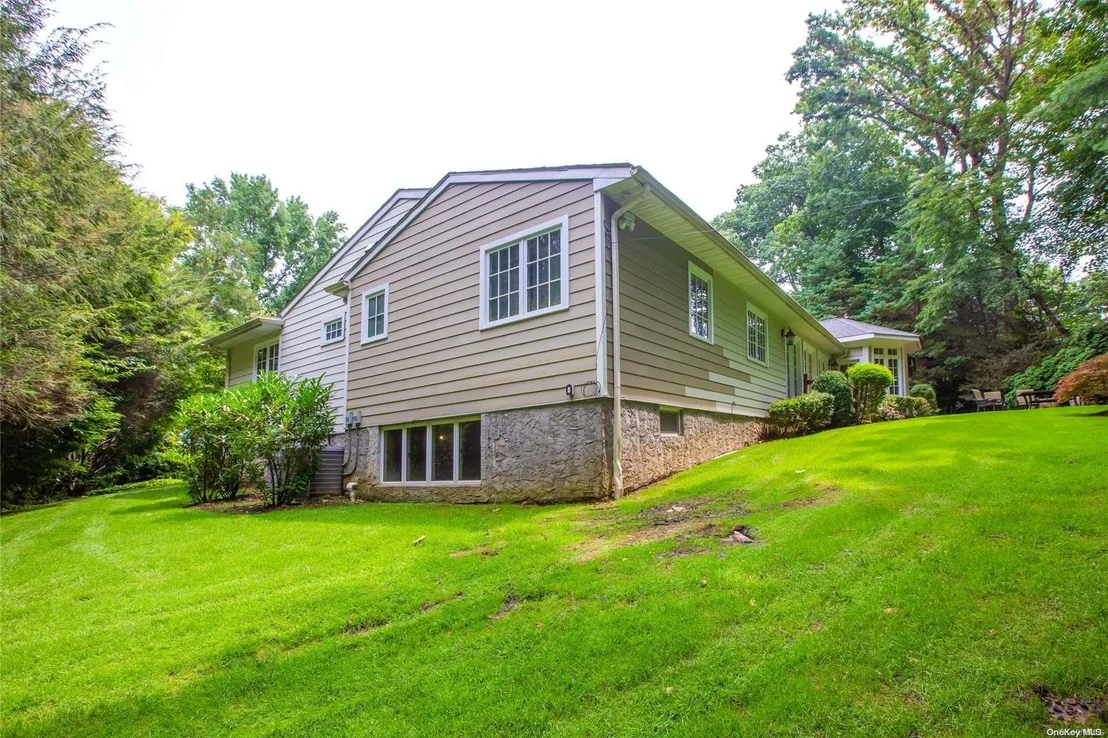 Photo of 19 Briarfield Drive