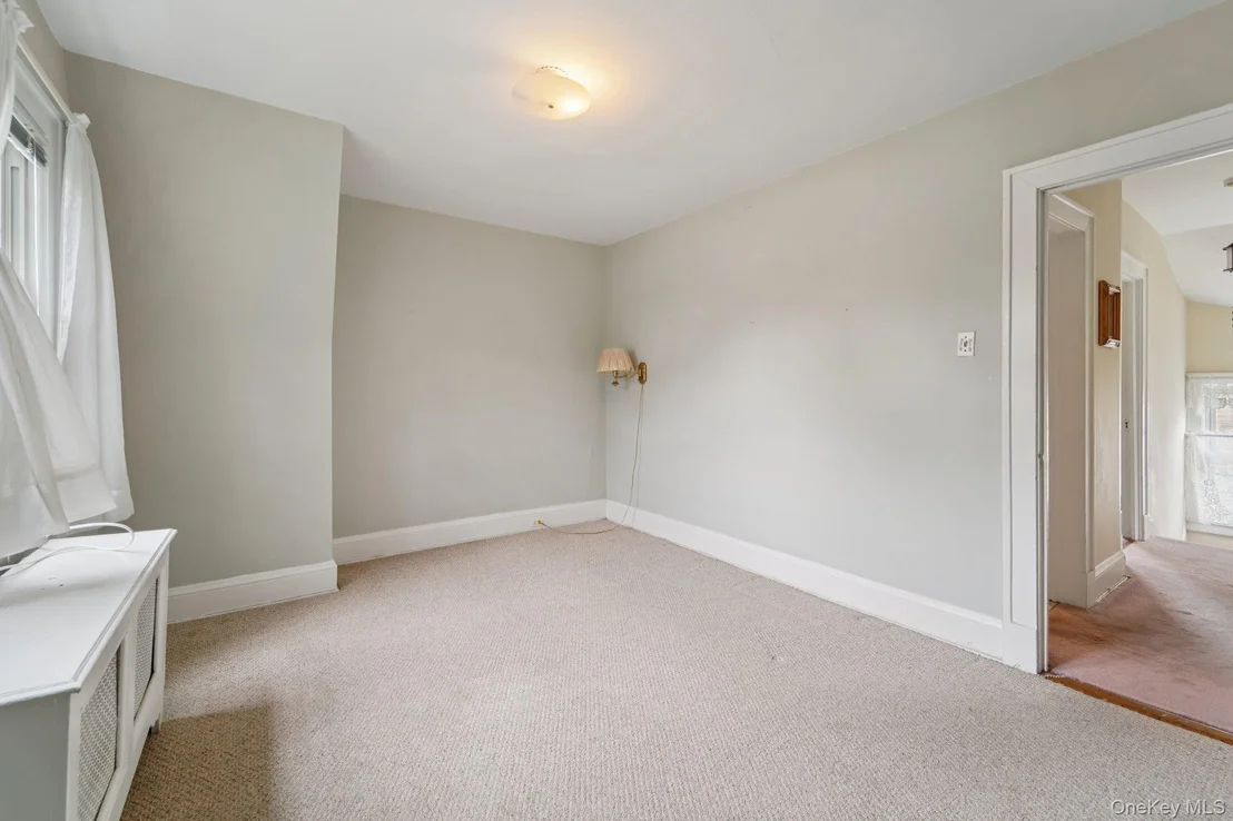 Photo of 115 Morsemere Avenue