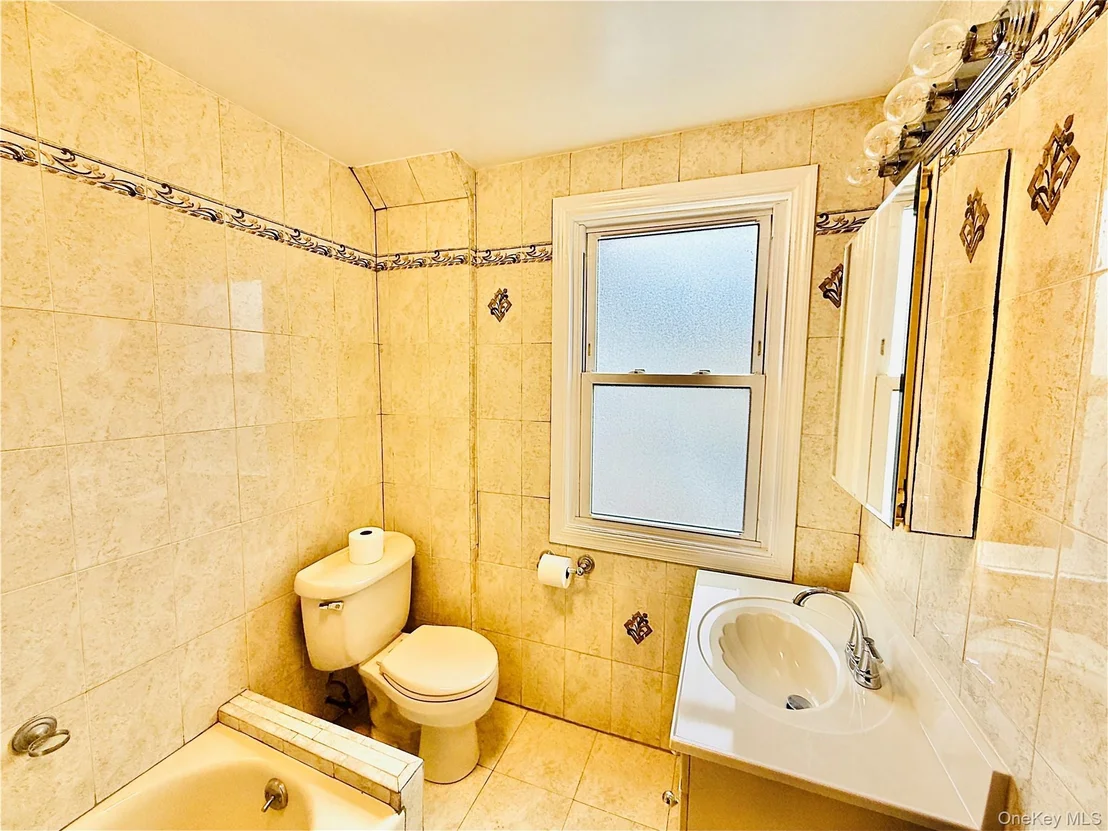 Photo of 1813 Willow Lane
