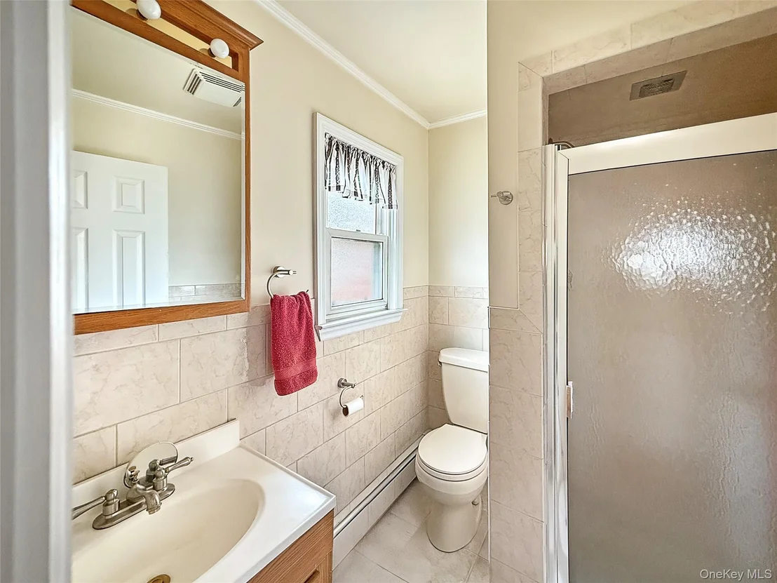 Photo of 112 Putnam Road