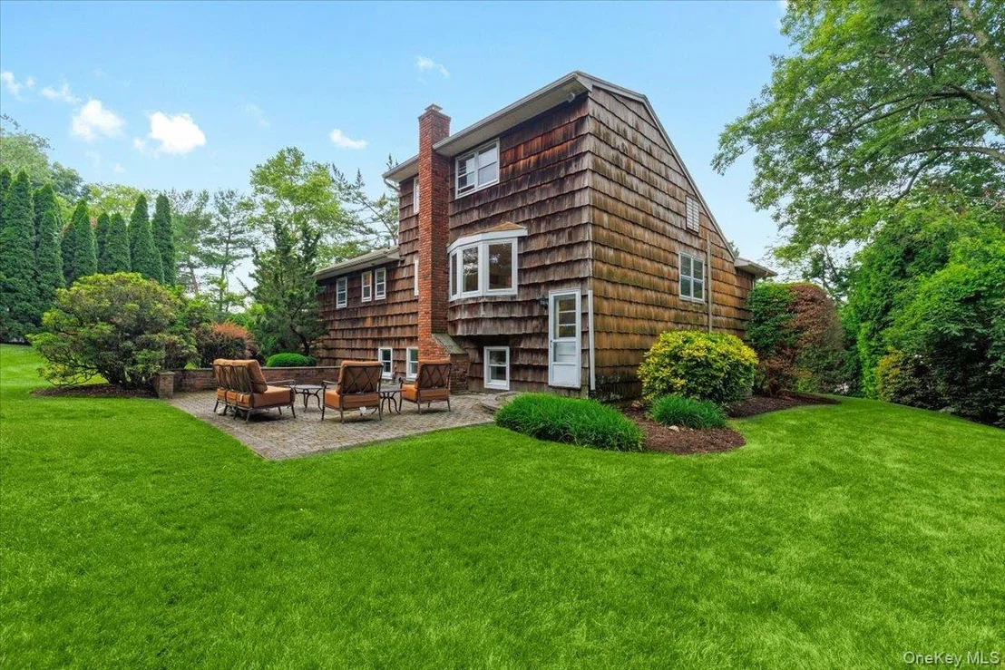Photo of 35 Pinehurst Drive