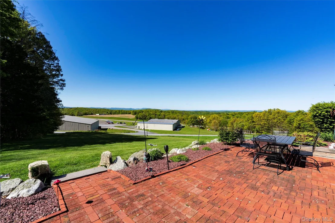 Photo of 115 N Smith Road