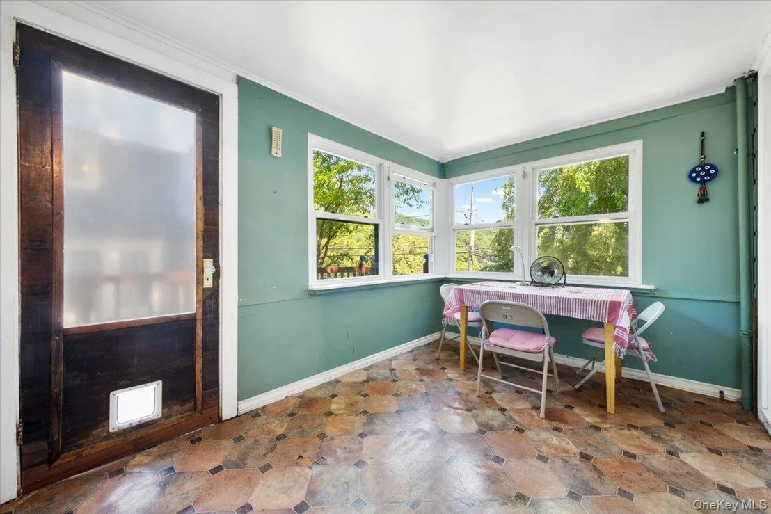 Photo of 184 Lake Drive