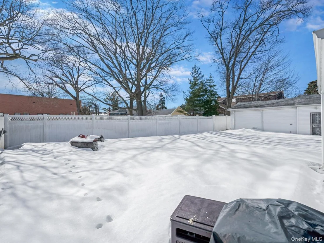 Photo of 2721 Coldspring Road