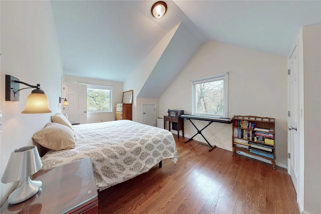 Photo of 47 Champlain Drive