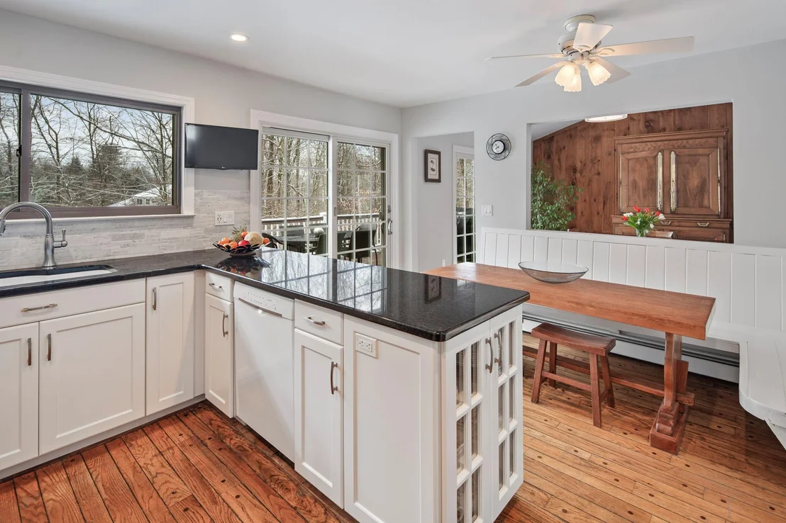 Photo of 24 Greenbriar Drive