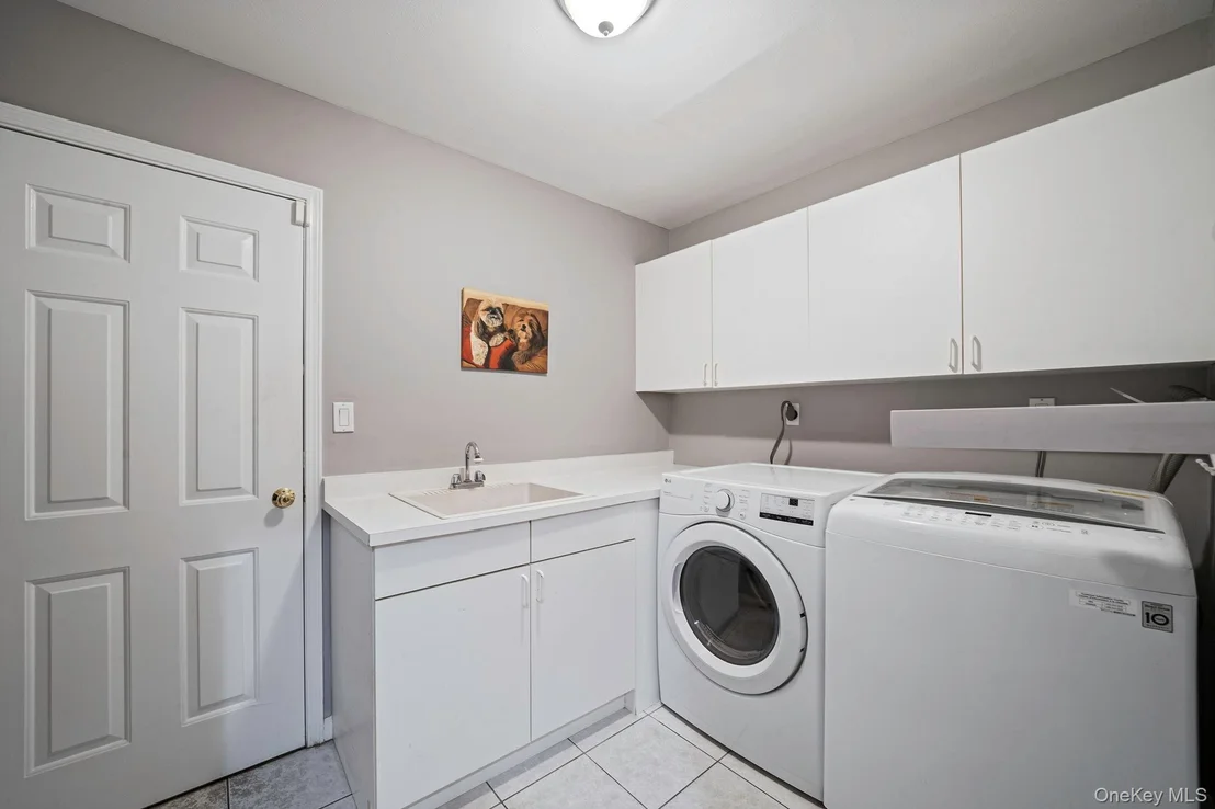 Photo of 86 Hamlet Drive