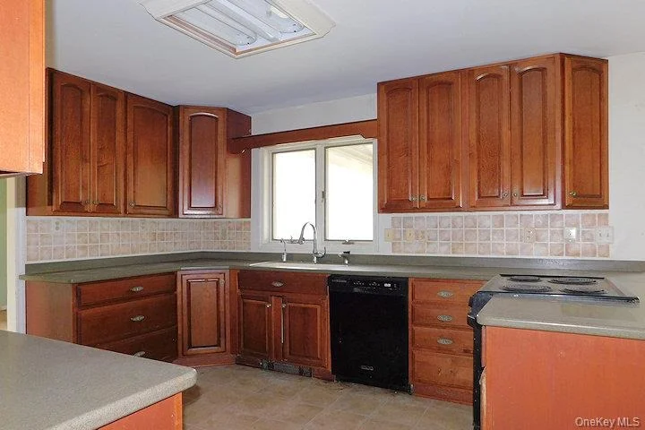 Photo of 83 Hunt Road
