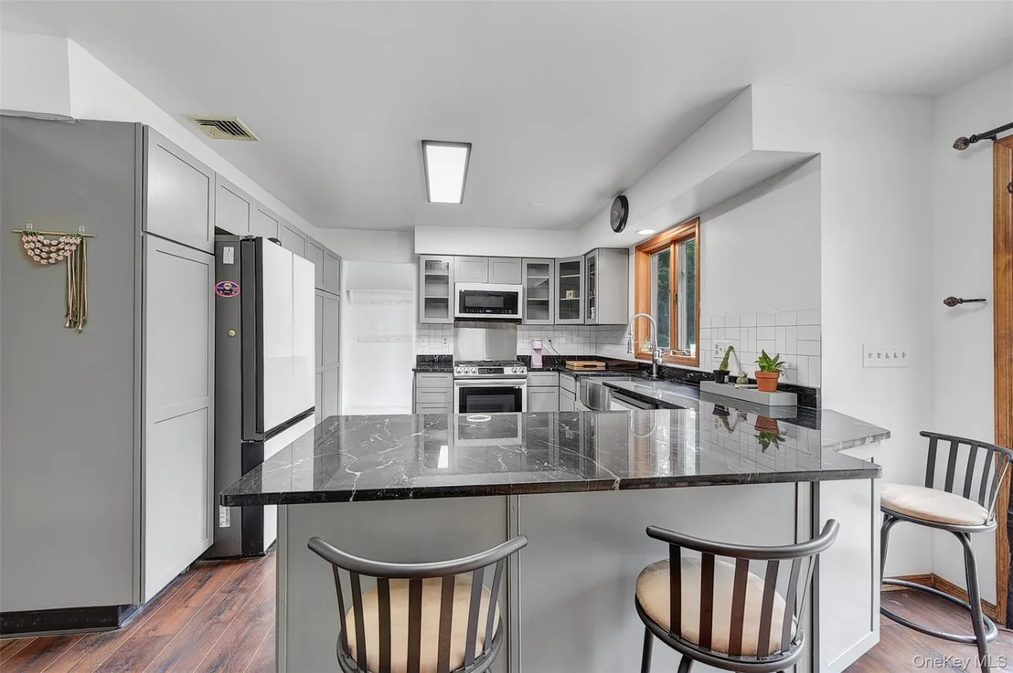 Photo of 243 Hill Road