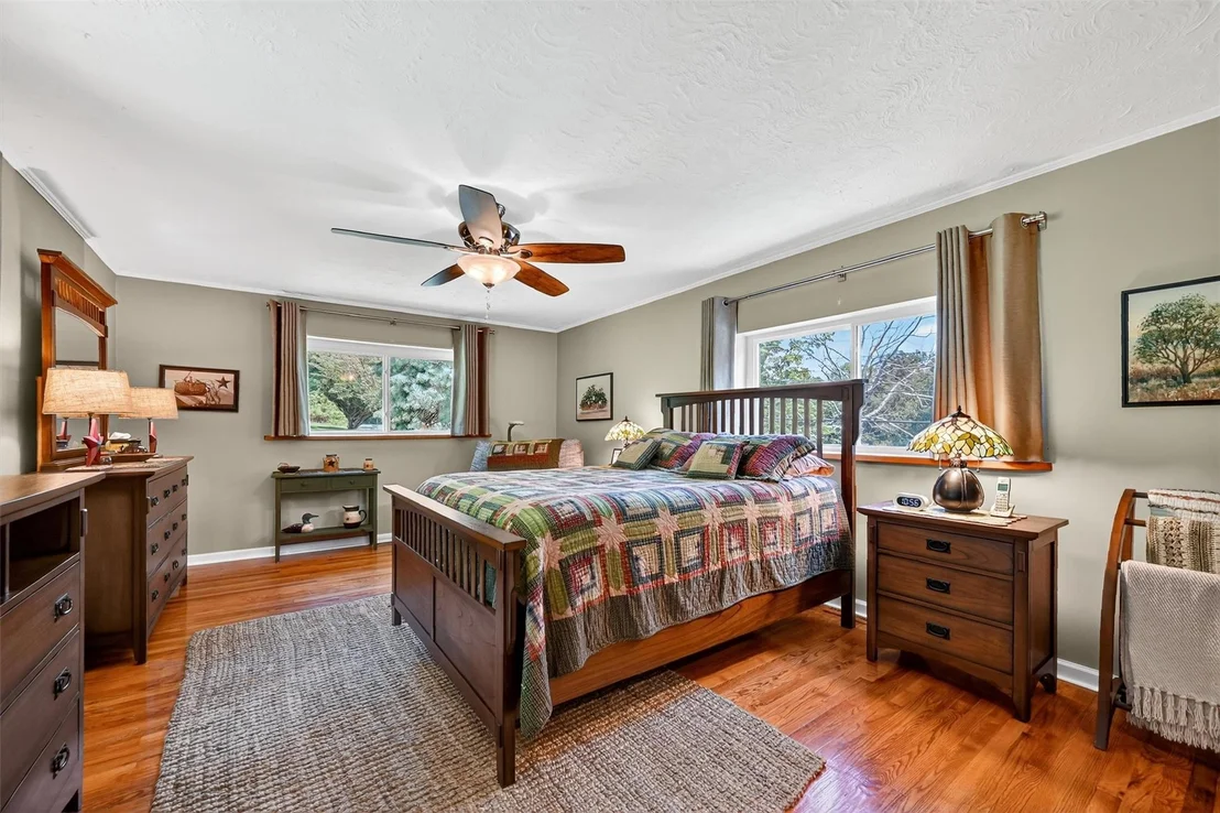 Photo of 299 Riley Road