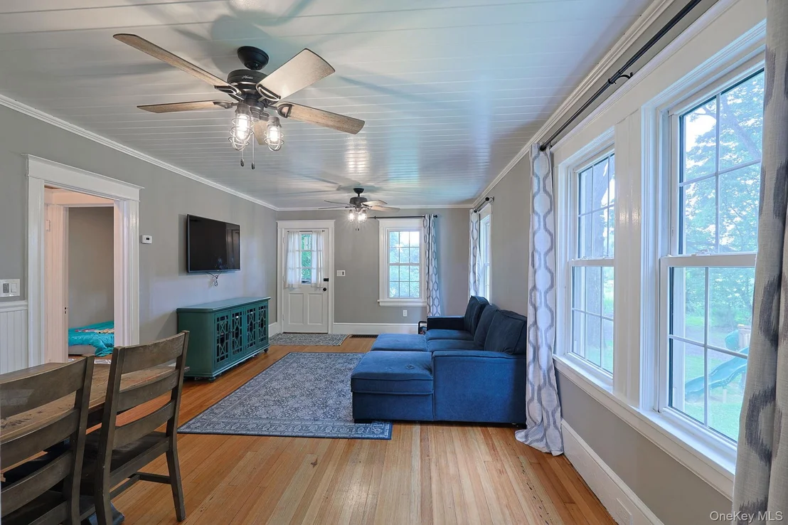 Photo of 36 Evergreen Avenue