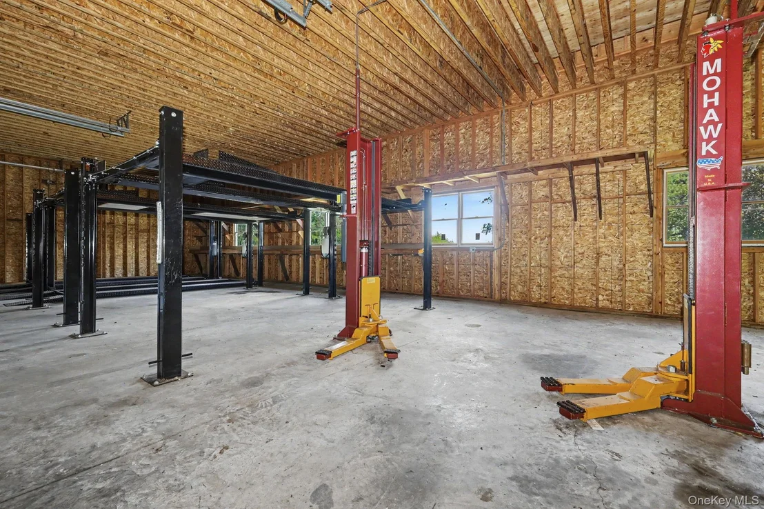 Photo of 214 Starr Ridge Road
