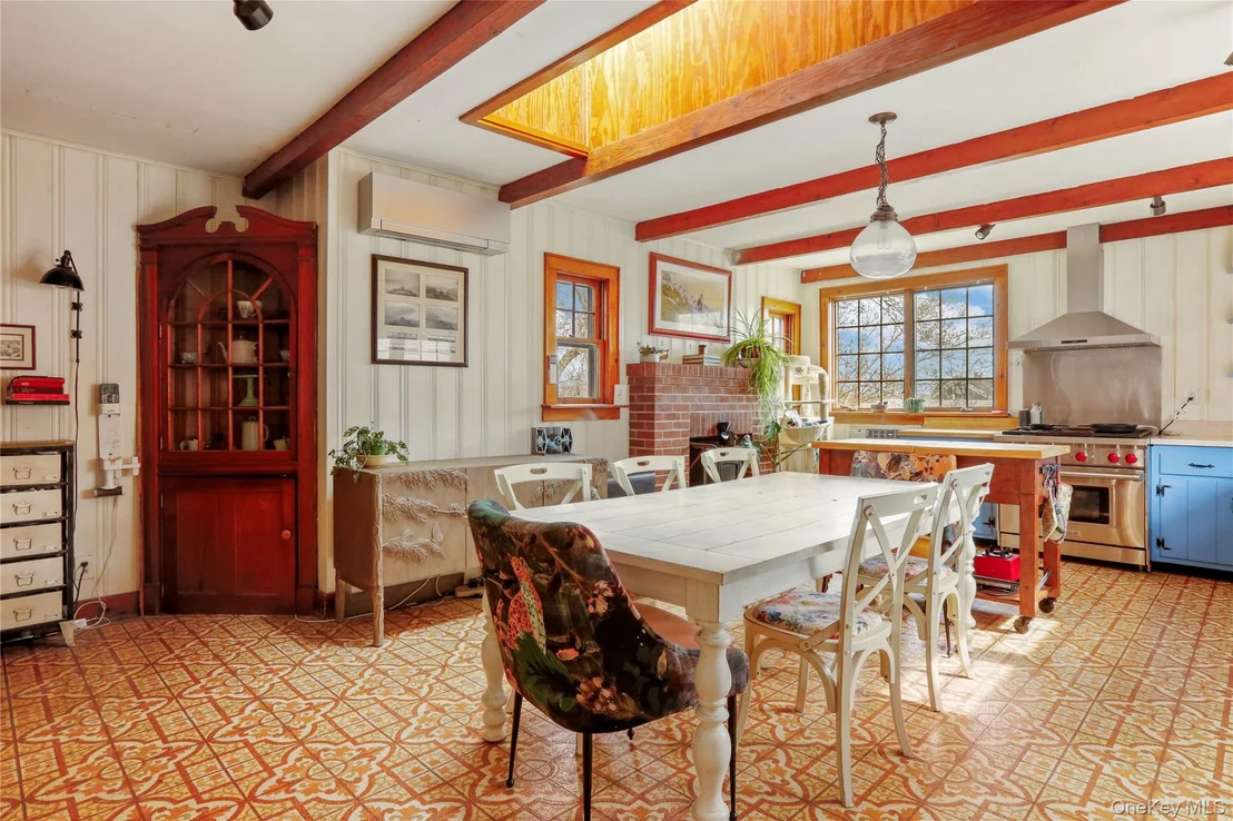 Photo of 12 Hillside Avenue