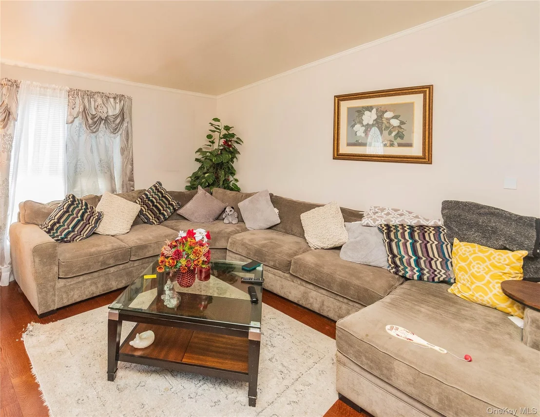 Photo of 19 Biscayne Blvd