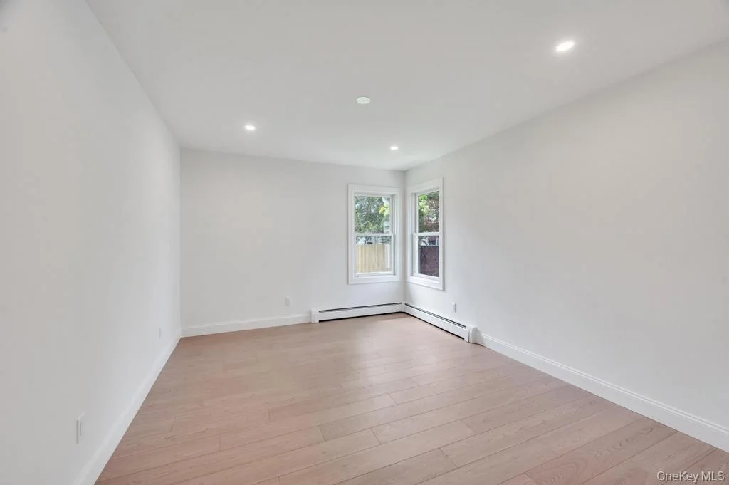 Photo of 130 Farner Avenue