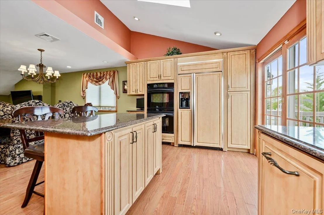 Photo of 2119 Oliver Way