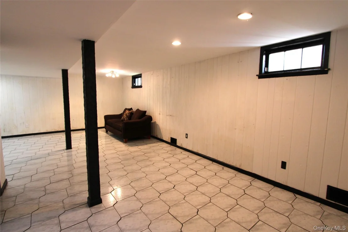 Photo of 170 Pembrook Drive