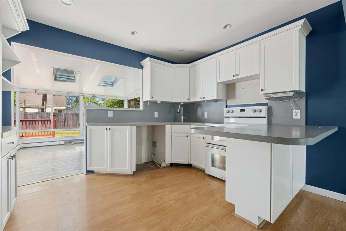 Photo of 15 W Hemlock Street