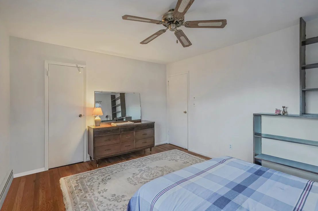 Photo of 5 Knob Hill Drive