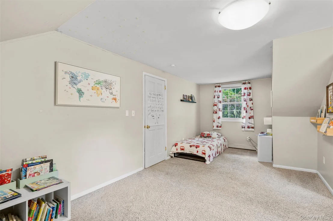 Photo of 30 Orchard Park
