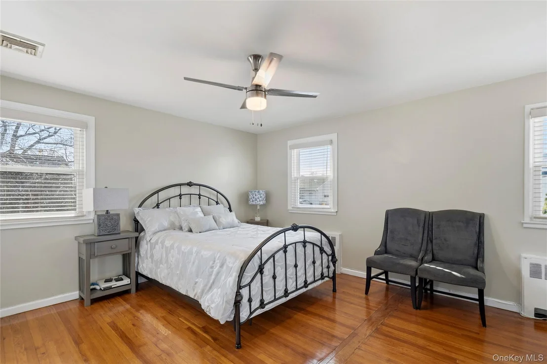 Photo of 70 Forest Road