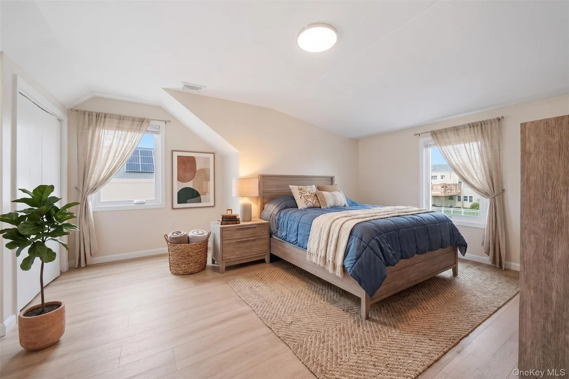 Photo of 3746 Carrel Boulevard