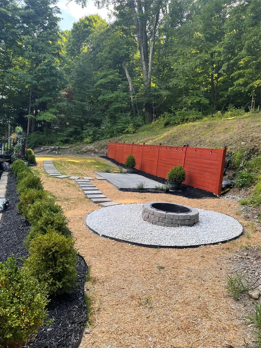 Photo of 50 Horseshoe Road