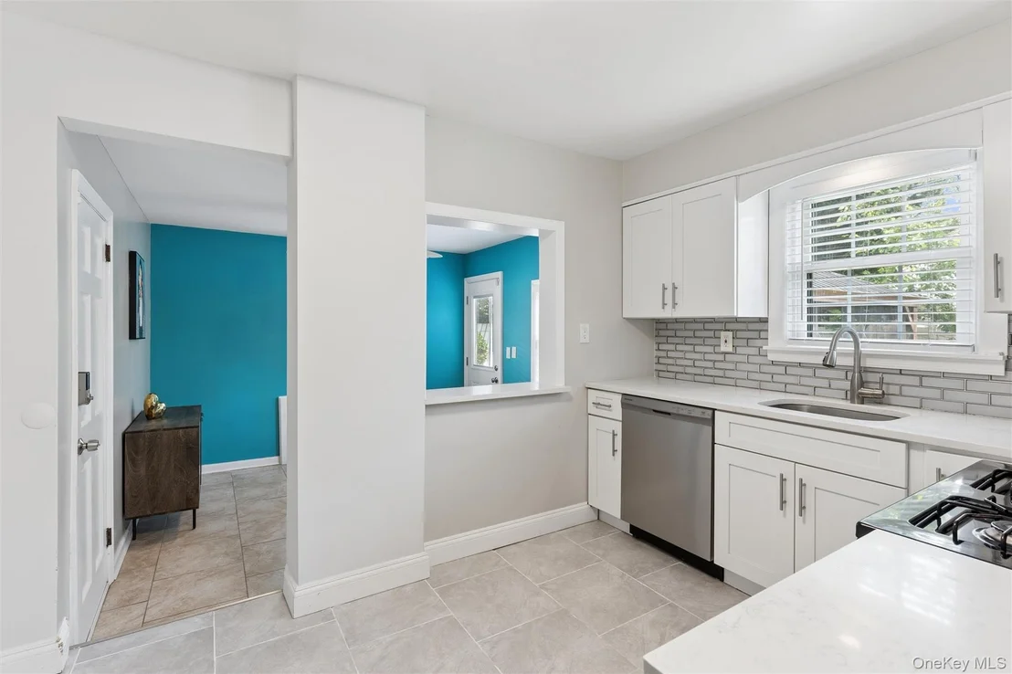 Photo of 20 Beverly Parkway